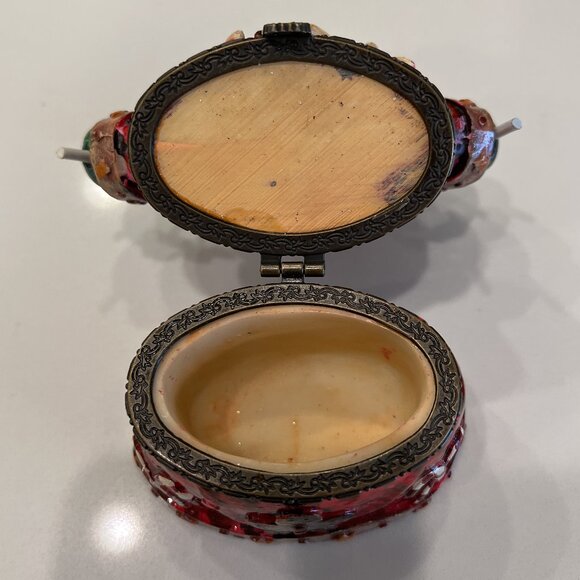 Rustic Woodland Santa w/Candy Canes Hinged Trinket Box - Picture 5 of 6